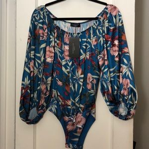 Zara body suit blouse size S